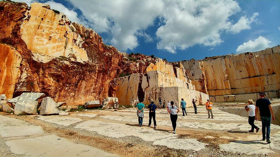 Excursión a las canteras contemporáneas del cerro de las Chozas.
